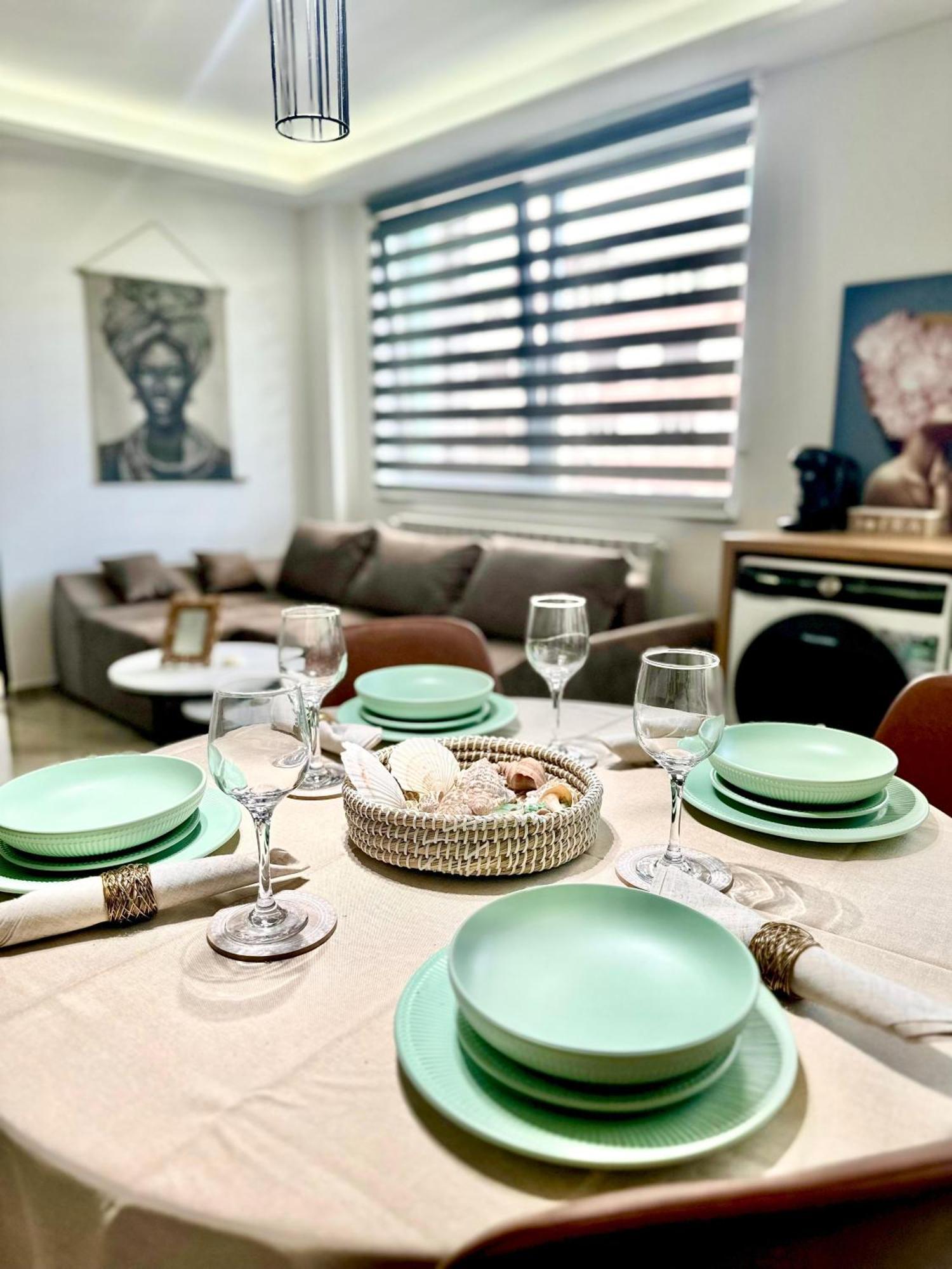 Amos Apartment-Ultracentral-Free Parking Κλουζ-Ναπόκα Εξωτερικό φωτογραφία